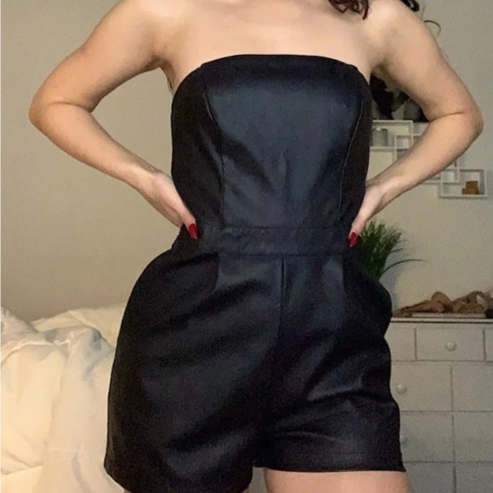 Forever 21 Black Strapless Dress‎ leather Size S